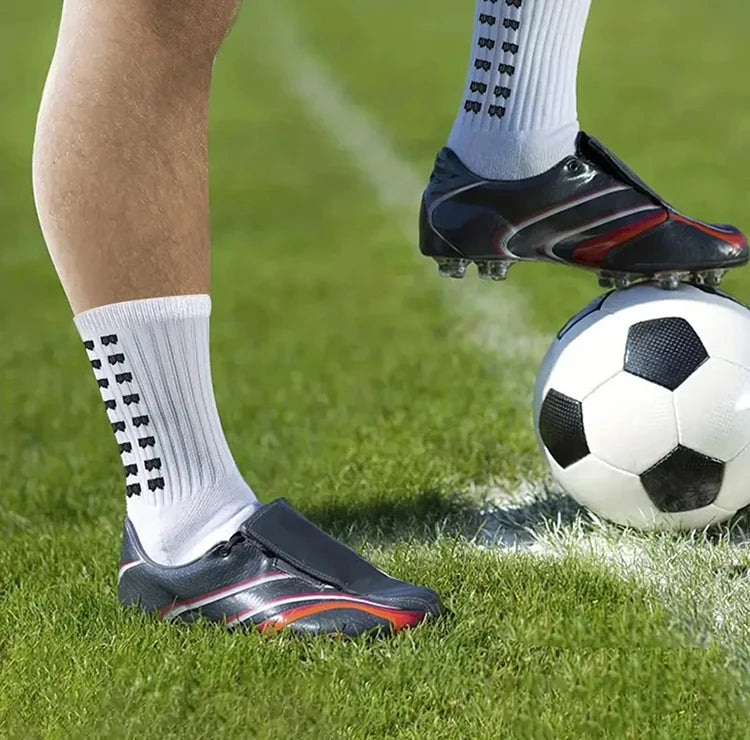 Men's New Football Socks Outdoor Sports Grabbing Socks Silicone Anti Slip Socks Football Basketball Sports Socks