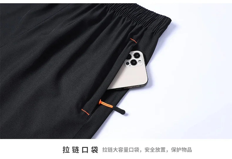 Men's Casual Shorts for Sports Ice Silk Fitness Beach Shorts Breathable Elastic Waist Quick Dry Zipper Pocket Running Shorts Men